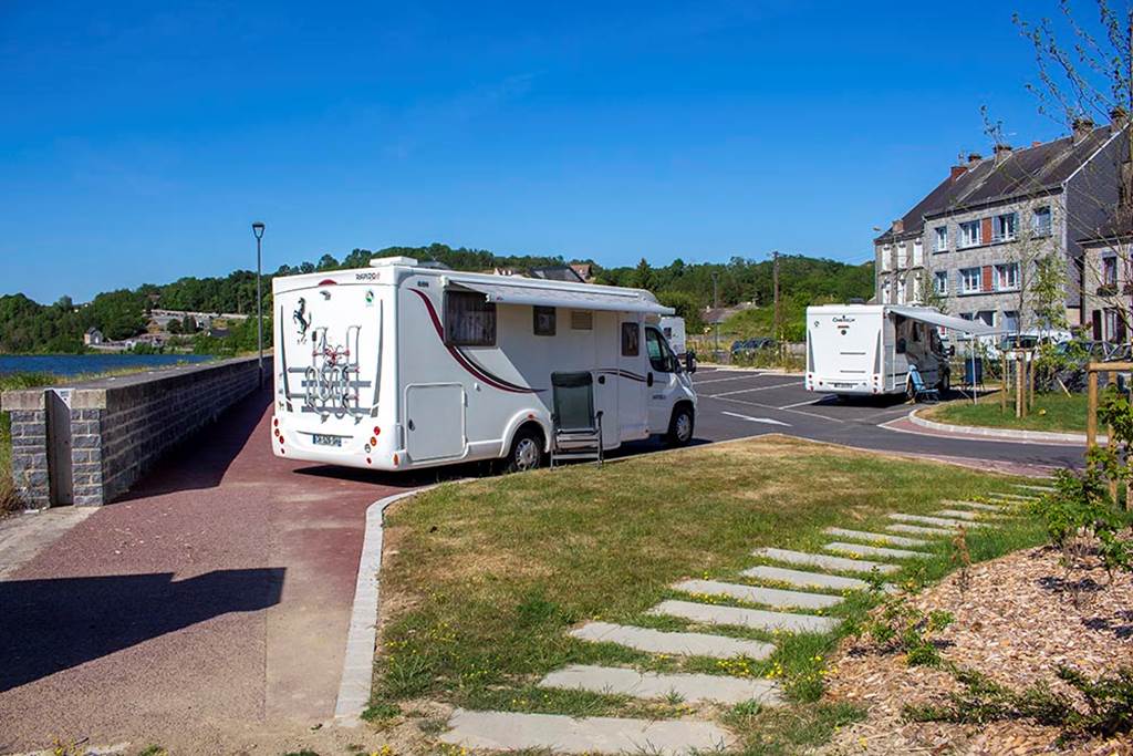 Aire de camping car - Givet