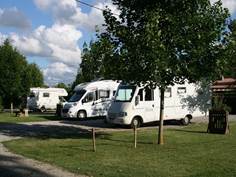 Aire de camping car - Camping du Fossat