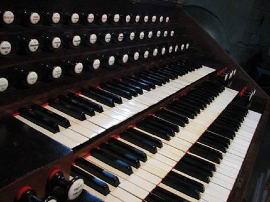 orgue de l'église Saint-Volusien