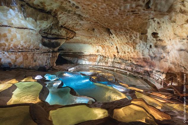 Grotte St Marcel - Cascade de gours ©Rémi Flament