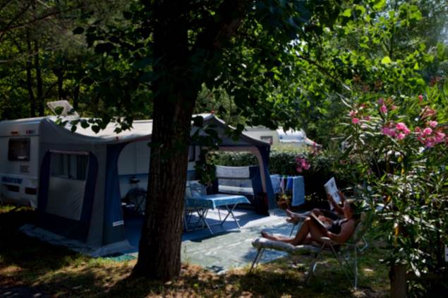 Camping-Domaine-de-Gaujac-12