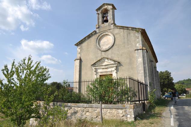Saint-Just-et-Vacquieres-Temple-Eglise