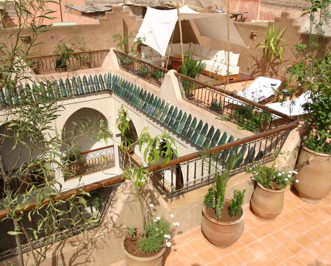 Riad Massiba (2)