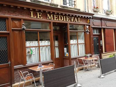 Restaurant "Le Médiéval"