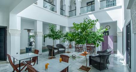 RIAD SAPPHIRE