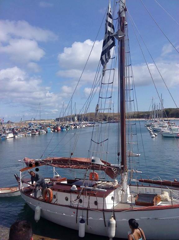 Bételgeuse-à-quai-arzon-morbihan-bretagne sud