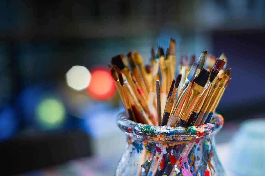 Atelier des peintres : Muriel Massalon et ses élèves
