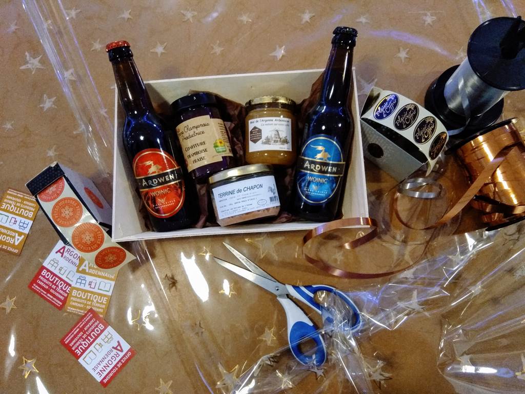 L’office de Tourisme célèbre Noël : découvrez la boutique de décembre spécial fêtes