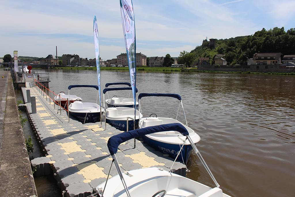 Captain d'Ô Douce - Electric boat rental - Givet-Ardenne-France
