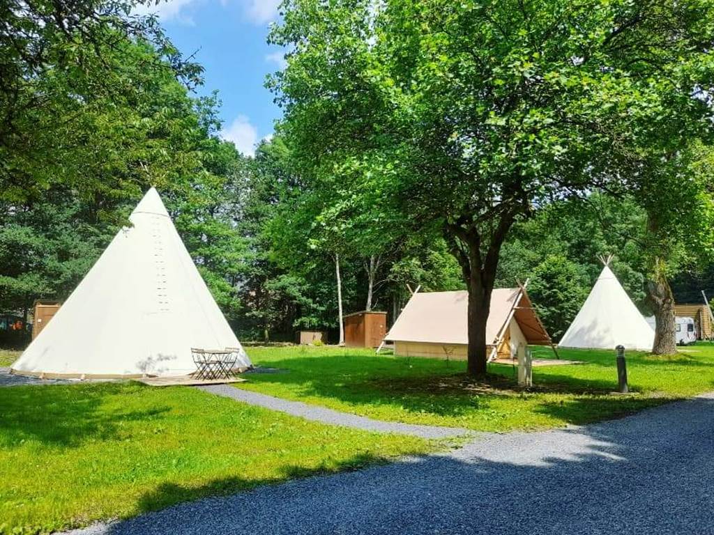 Camping Le Faucon, Campings, cabins, mobile homes on Thilay