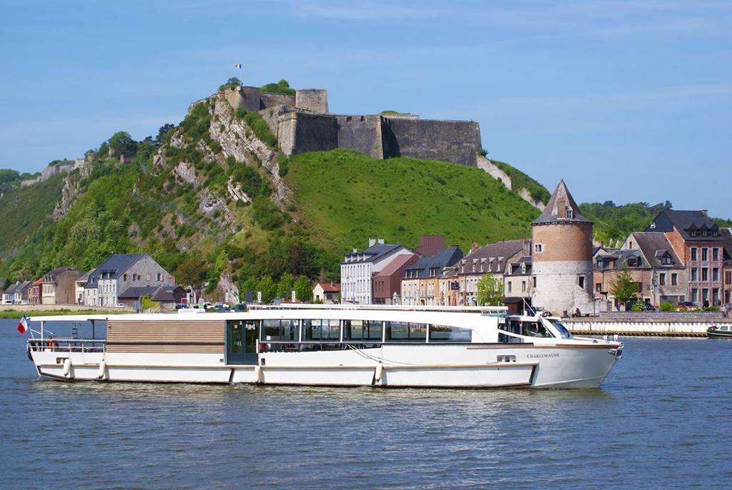 Croisière-repas à bord du Charlemagne