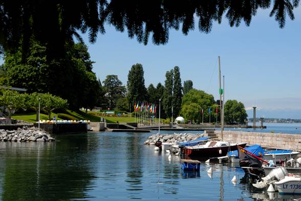 Évian-les-Bains, entre lac Léman et montagnes