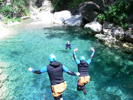 Parcours dans les gorges du loup