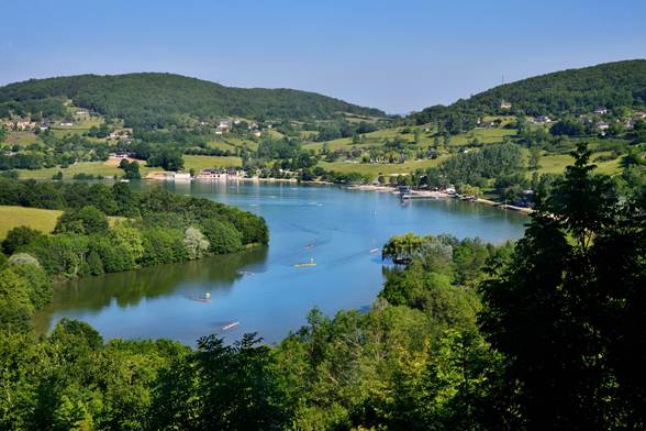 Le Causse corrézien et son lac