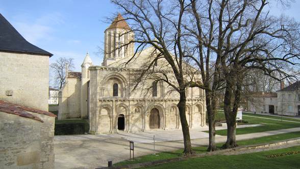 Surgères et son patrimoine historique