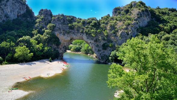 Vallon-Pont-d'Arc et les gorges de l'Ardèche