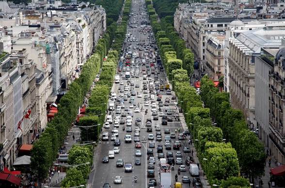L'avenue des Champs-Élysées
