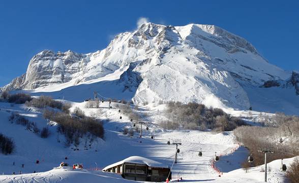Eaux-Bonnes et Gourette, station thermale et de ski au cœur de la vallée d'Ossau