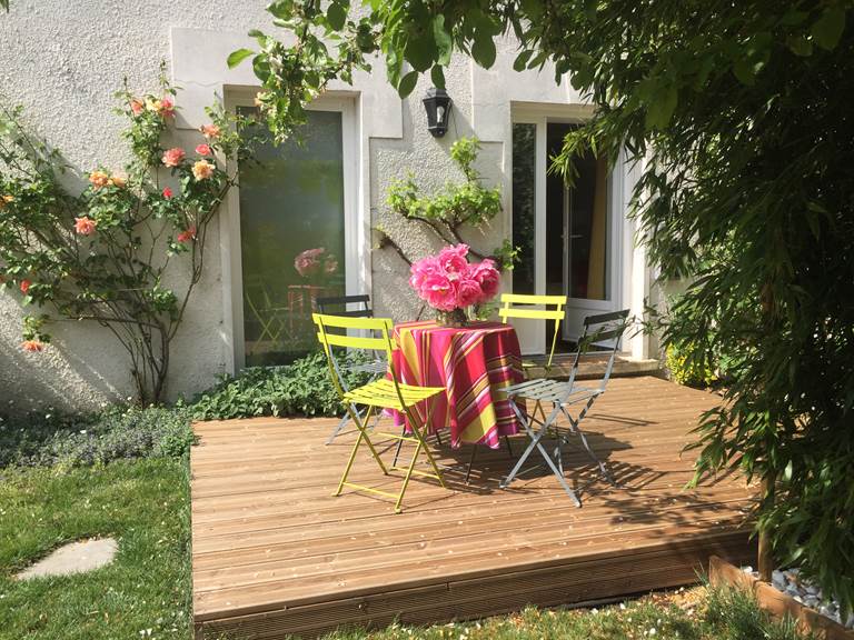 Terrasse du gîte Pivoine