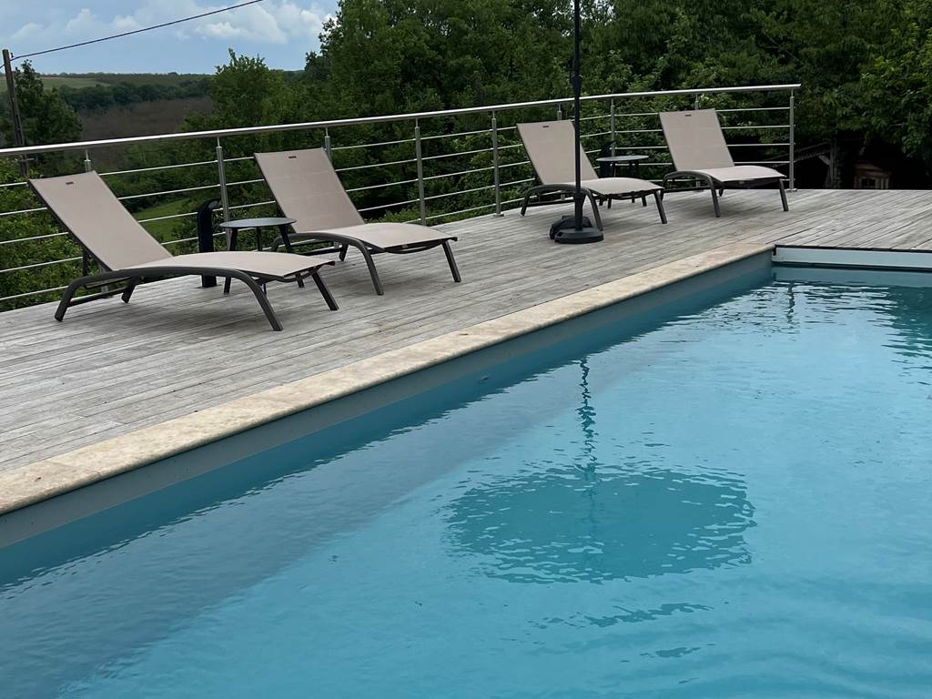 Piscine Gîte La Blanchie Haute