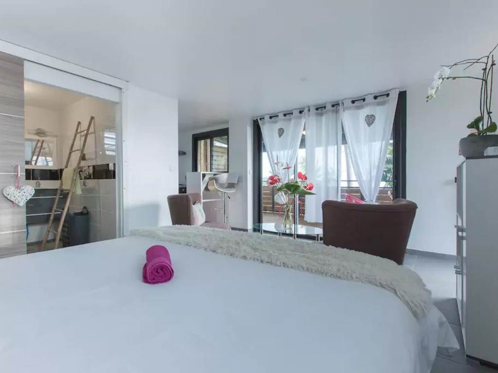 Vue chambre-grand angle Bambou 2
