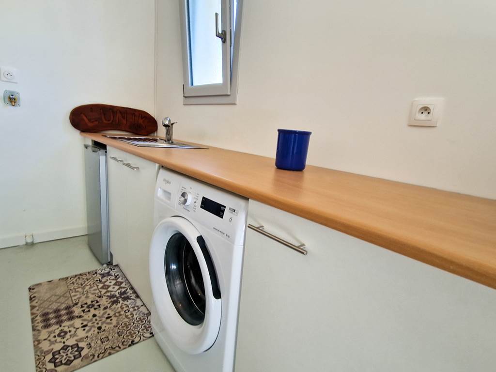 Gîte l'Unik - Garage pour vélo et matériel de pêche