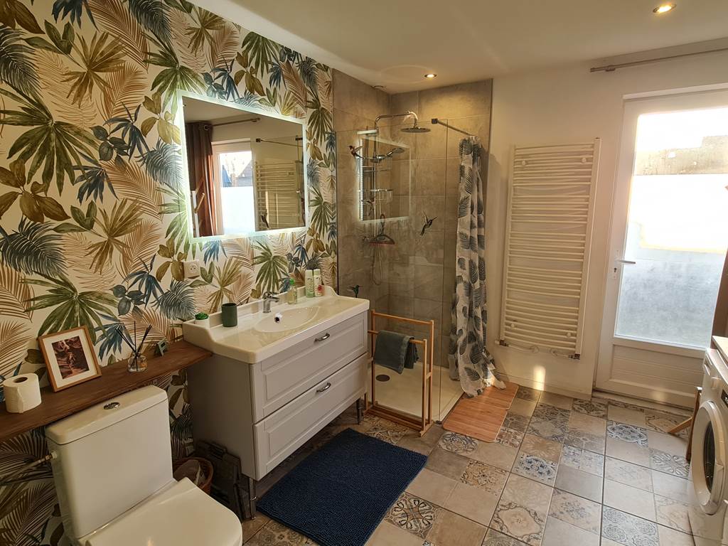 salle-de-bain-rdc-séjour-à-lille-week-end-entre-amis