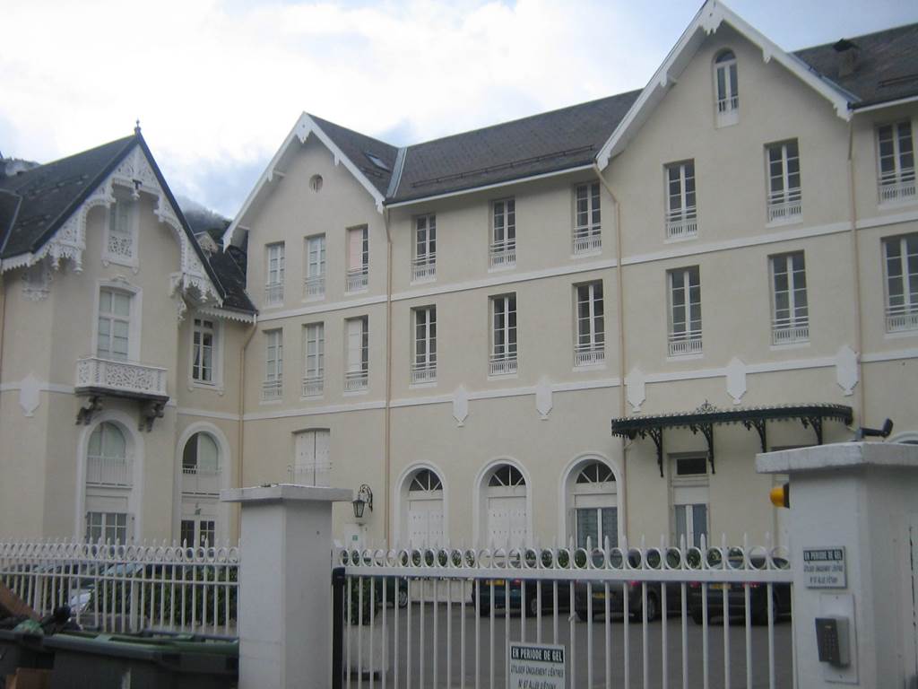 APPARTEMENT RÉSID GRAND HÔTEL SACARON