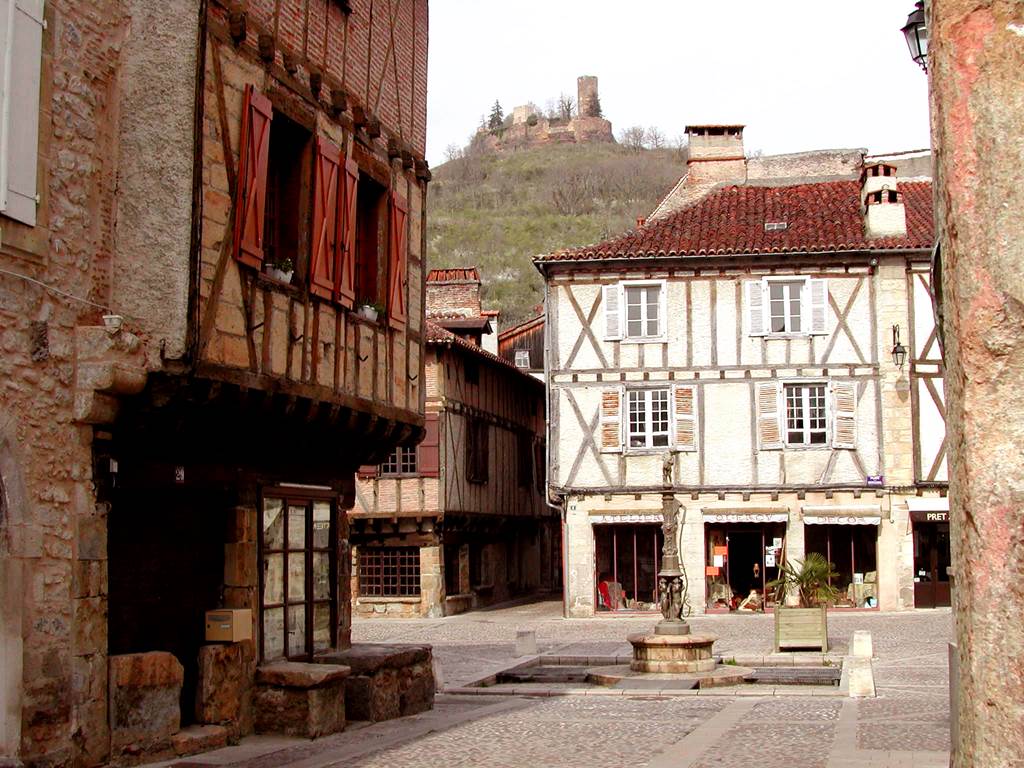 saint céré 12 km