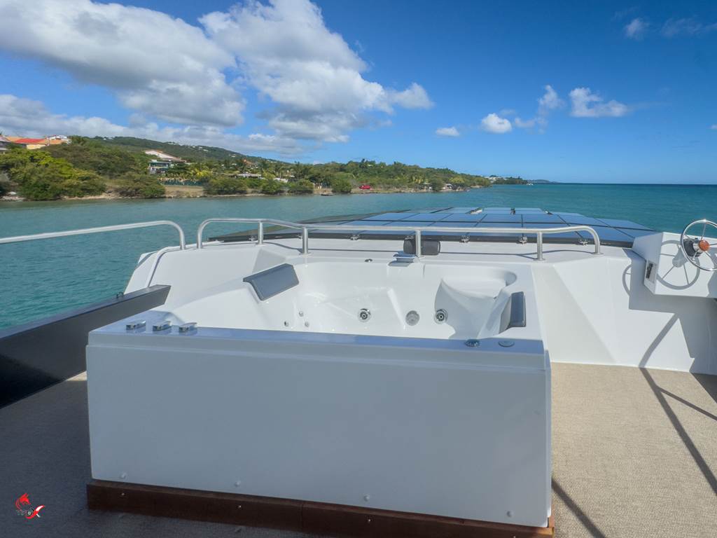 jacuzzi-vue-panoramique-vacances-trois-ilets-martinique-anse-mitan