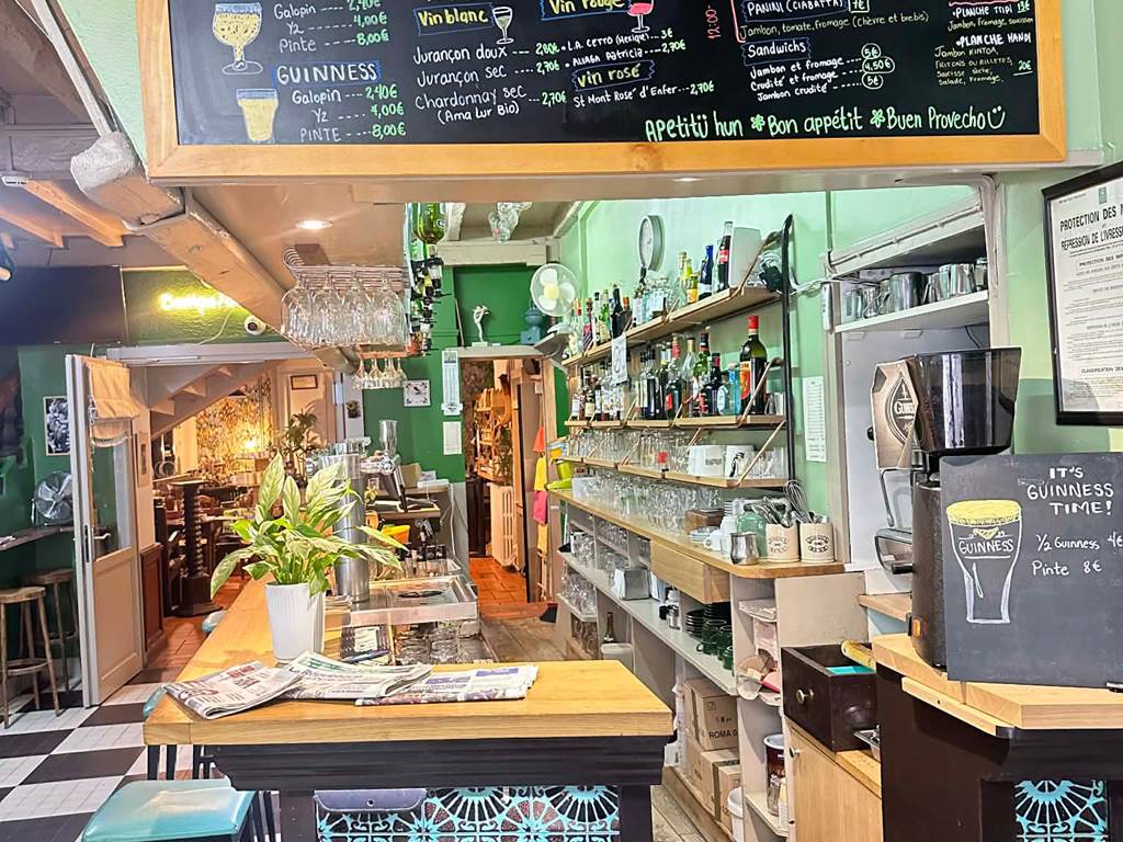 BAR