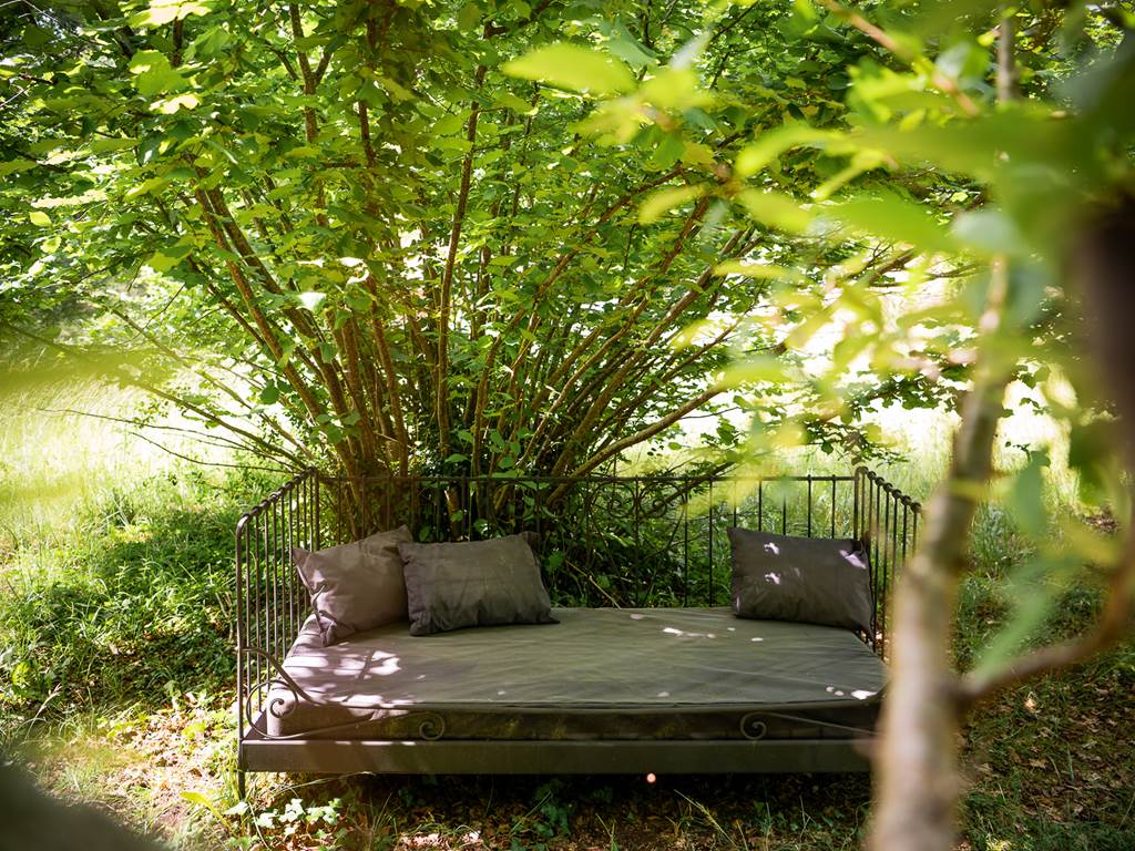 domaine-sainte-raffine-banquette