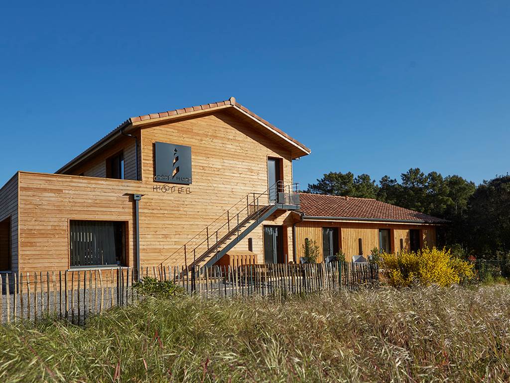 COTE PHARE EXT JOUR11