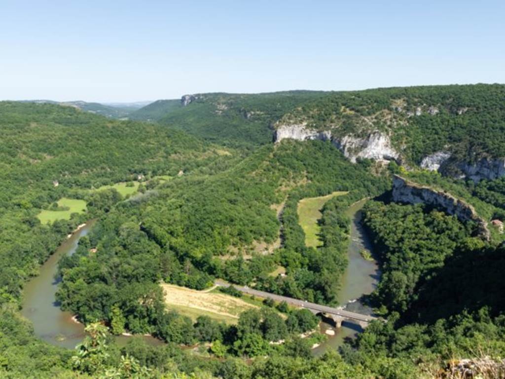 cirque-de-bone-aveyron-saint-antonin-noble-val un des plus beaux panoramas de la vallée
