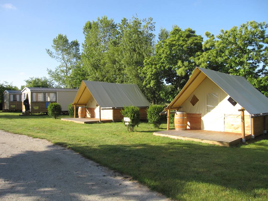 Logements atypiques Camping La Vallée Du Ninian