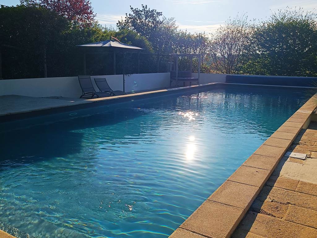 Gîtes, chambre d'hôtes et table d'hôtes gastronomique à Casteljaloux Lot et Garonne, piscine, jacuzzi et spa