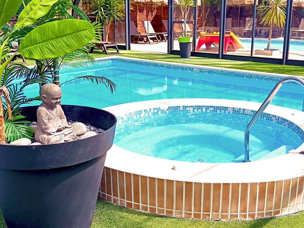 jacuzzi2-web
