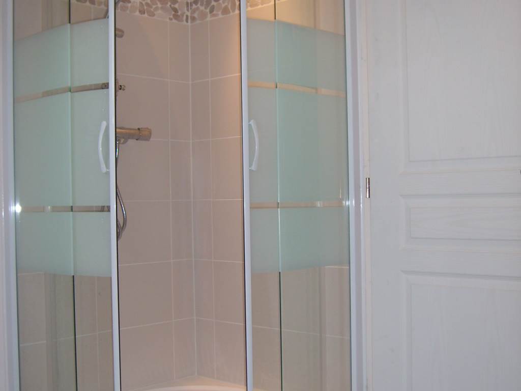 douche de la suite familiale