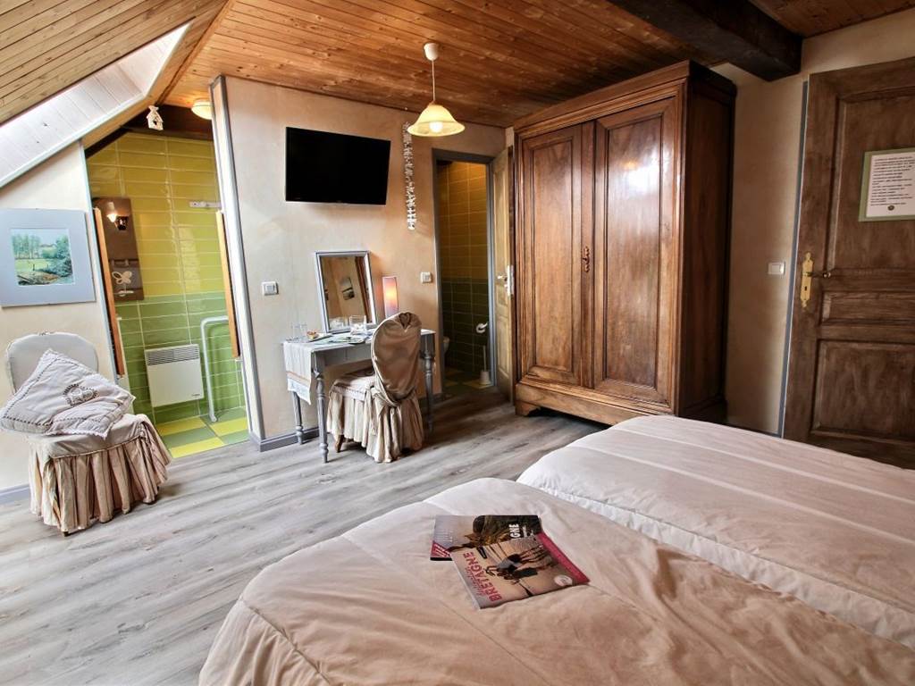 Chambre d'hôtes n°22G320896 "Le Clos des Hortensias" – PLEMY