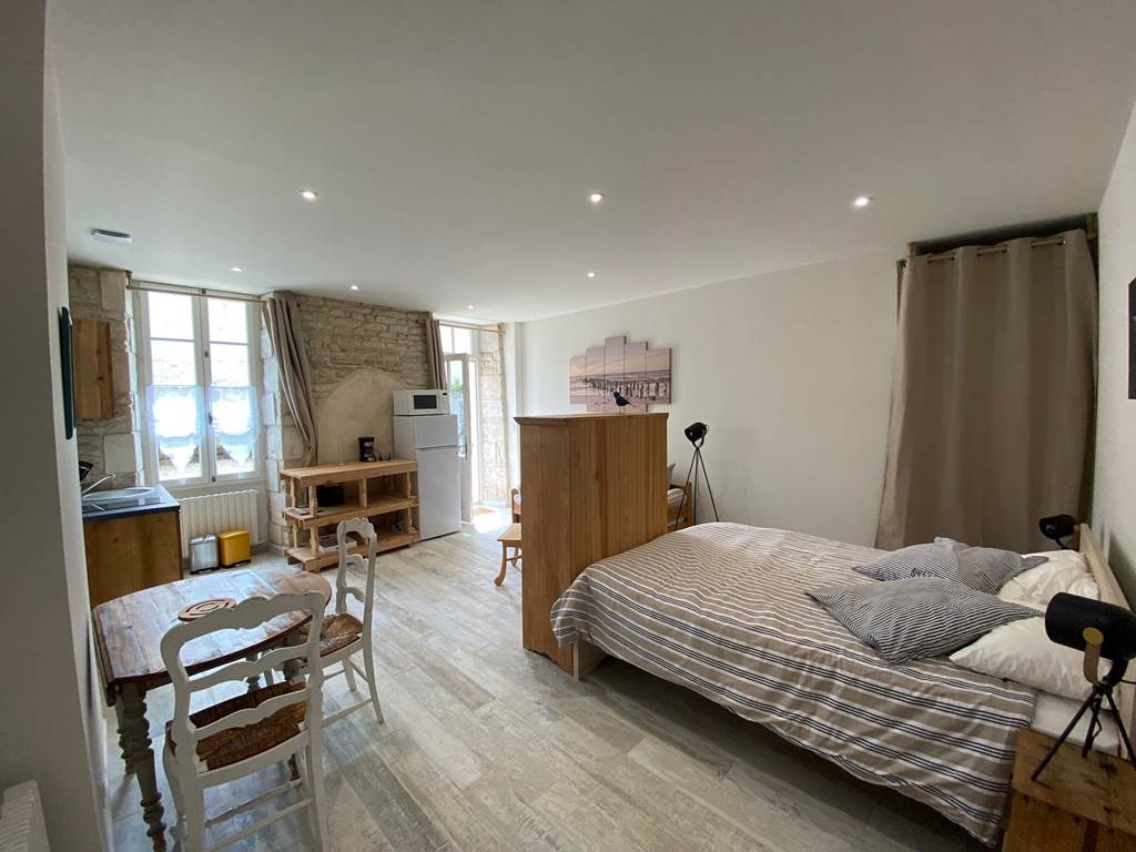 CHAMBRES-D'HÔTES-LE-PUITS-SAINTE-CLAIRE-Chambre