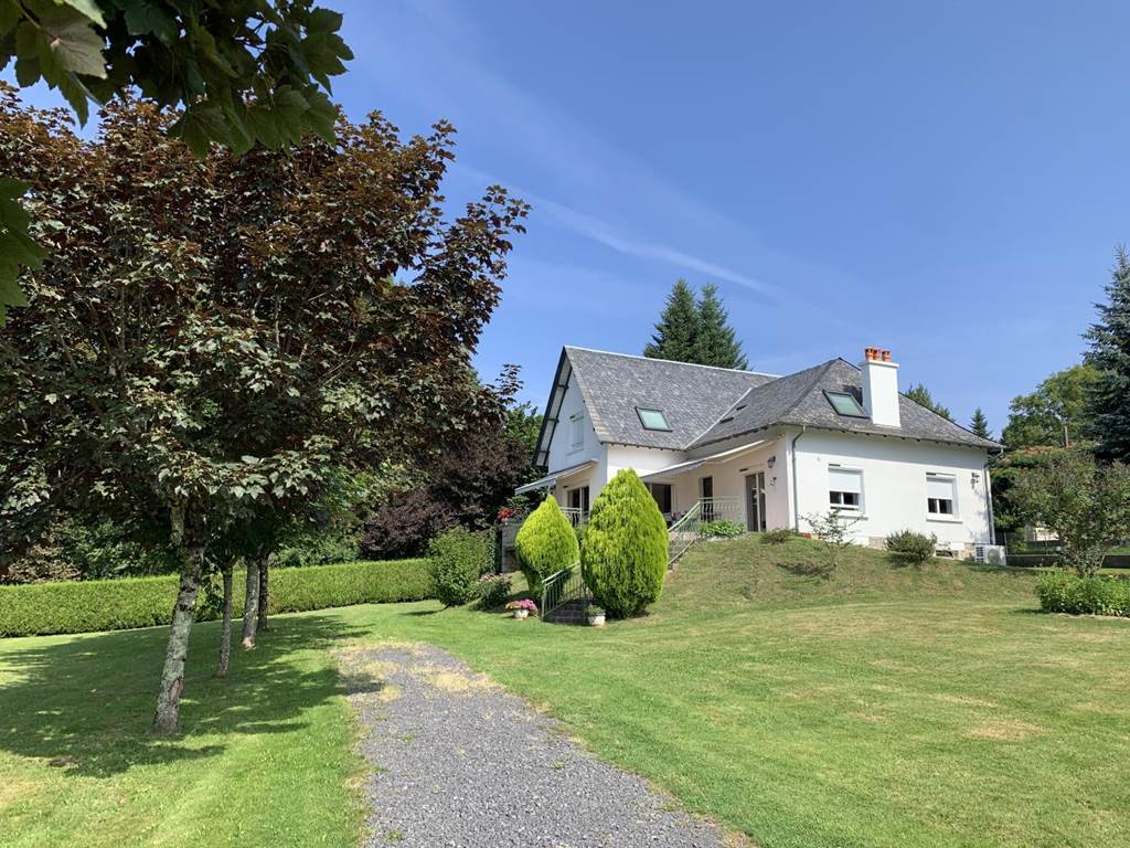 Gîte n°19G51671 "Gîte des Sources" – CHAMPAGNAC LA PRUNE