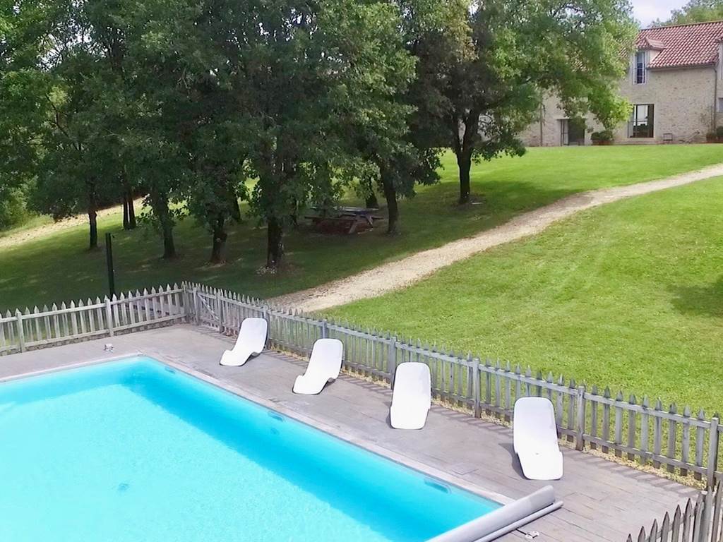 Gite La Bergerie avec piscine chauffée près de Sarlat