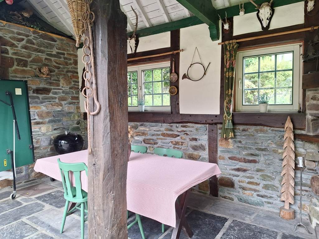 Feu ouvert , barbecue... et cor