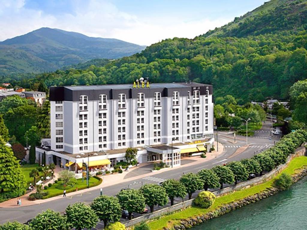 Lourdes hotel Alba pyrenees