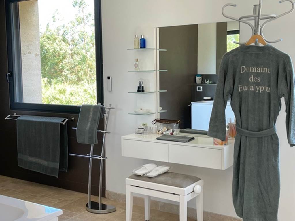 SUITE ALPILLES SALLE DE BAIN