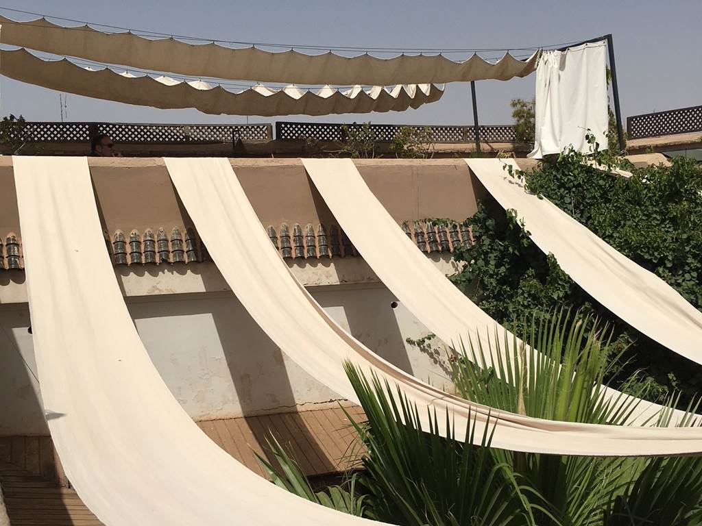 IMG_Marrakech _Riad Djebel_ terrasse ensollélé