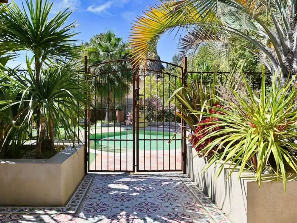 Vue accès petite piscine