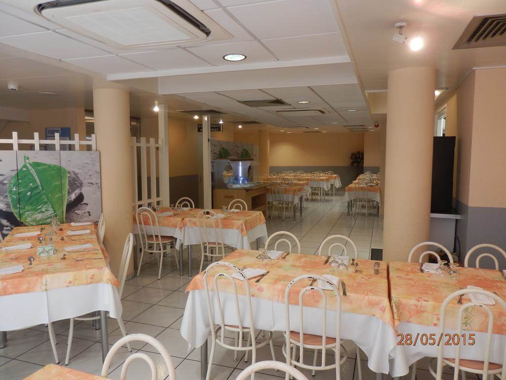salle resto bas