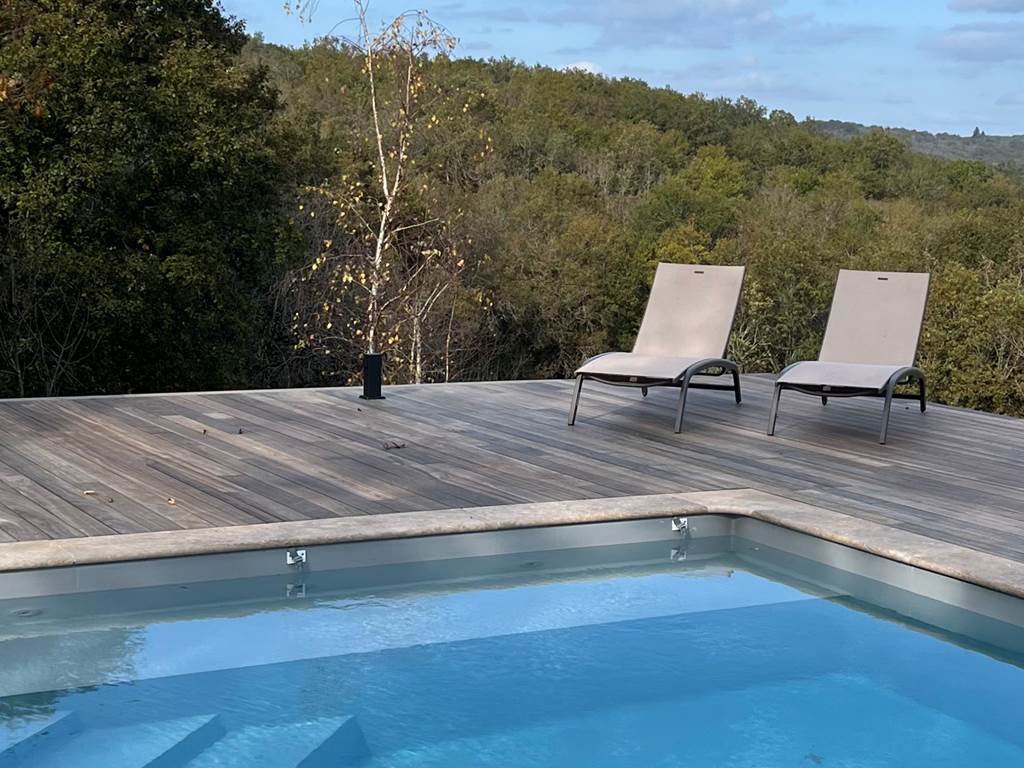 Piscine gîte La Blanchie Haute