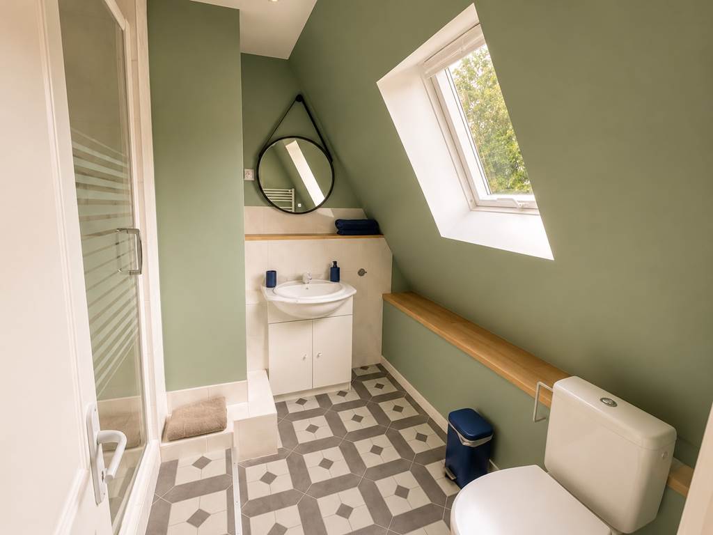 Salle d'eau bleue
